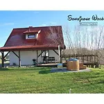 Szarejkowe Wzgorza Caloroczny Z Balia Na Tarasie Apartment *
