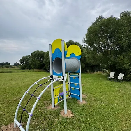 Szarejkowe Wzgorza - Luxury With Private Hot Tub - Mazury Garbate *