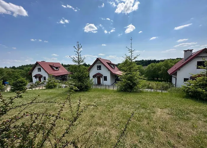 Szarejkowe Wzgorza Caloroczny Z Balia Na Tarasie Apartment Szarejki