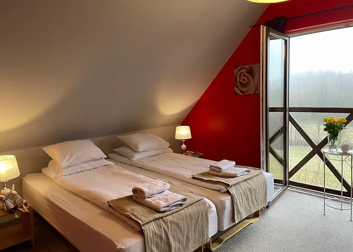 Apartment Szarejkowe Wzgorza Caloroczny Z Balia Na Tarasie Szarejki